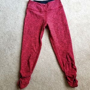 Beyond Yoga Space Dye Ruched Leg capri legging